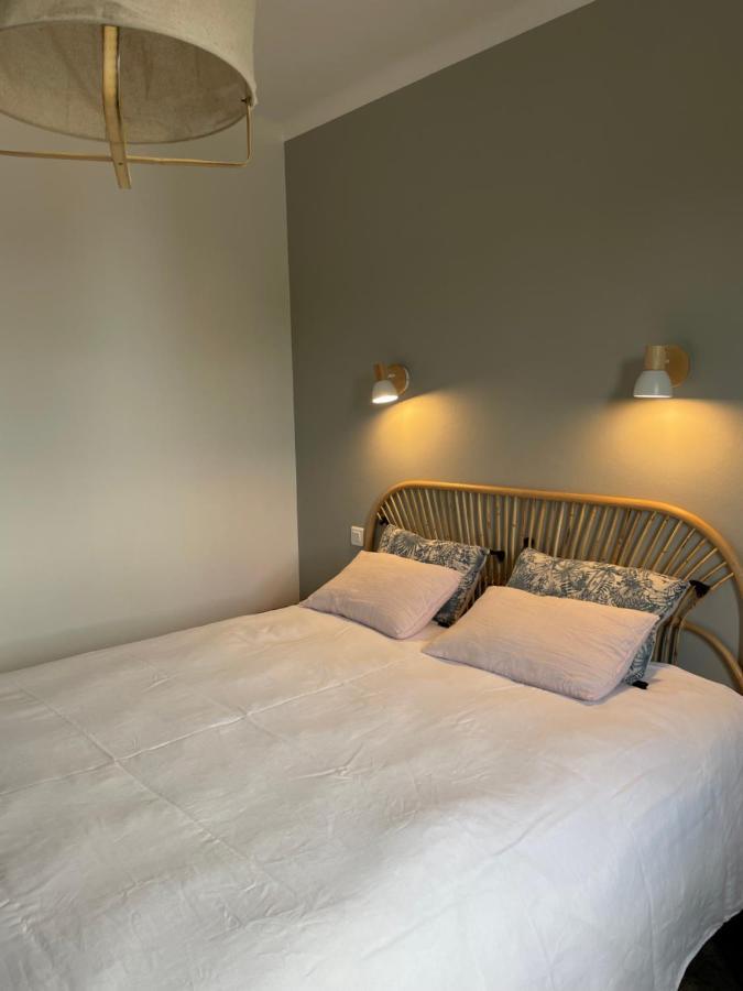 Hotel De La Cale Фуенан Екстериор снимка